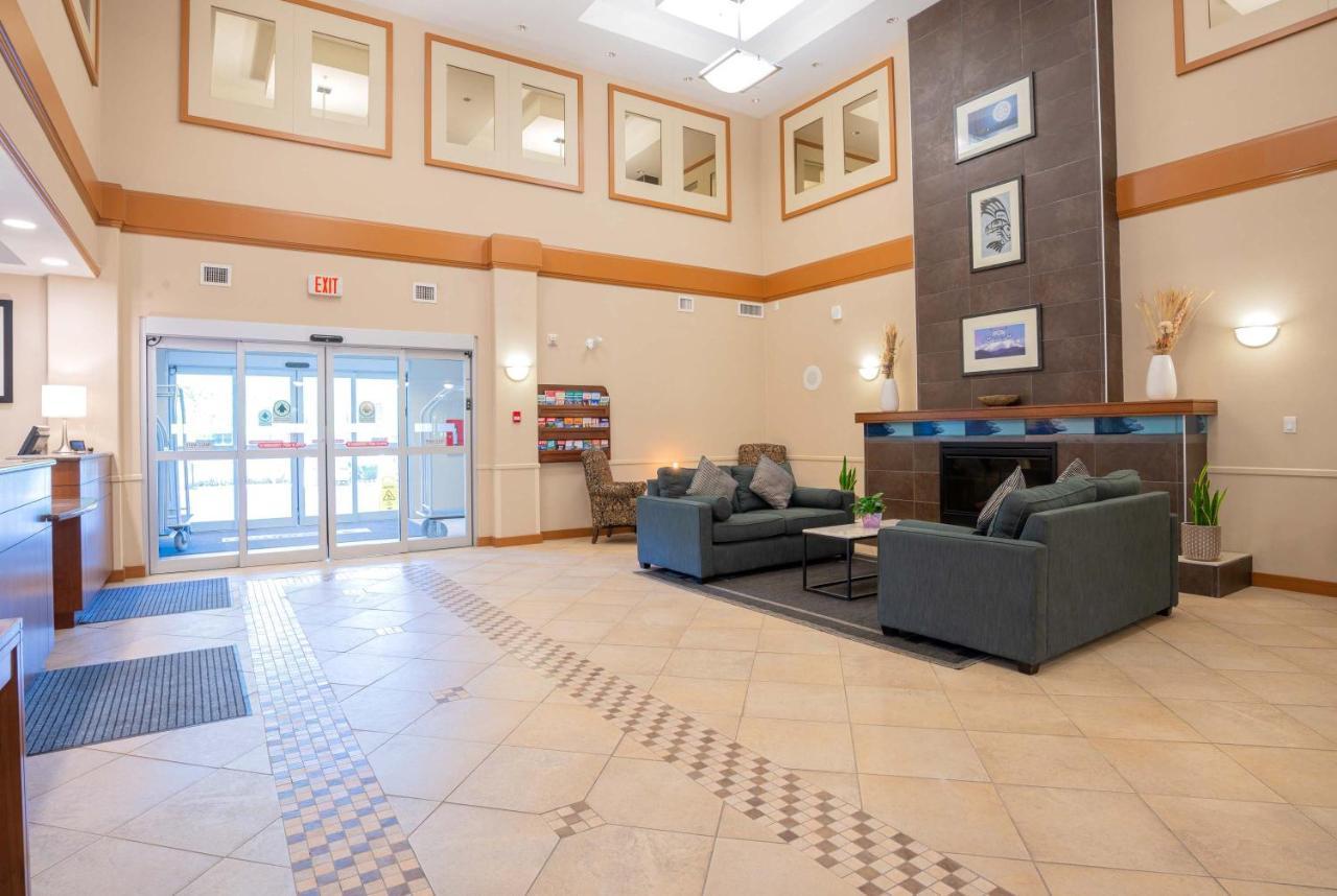 Sandman Hotel And Suites Squamish Zewnętrze zdjęcie