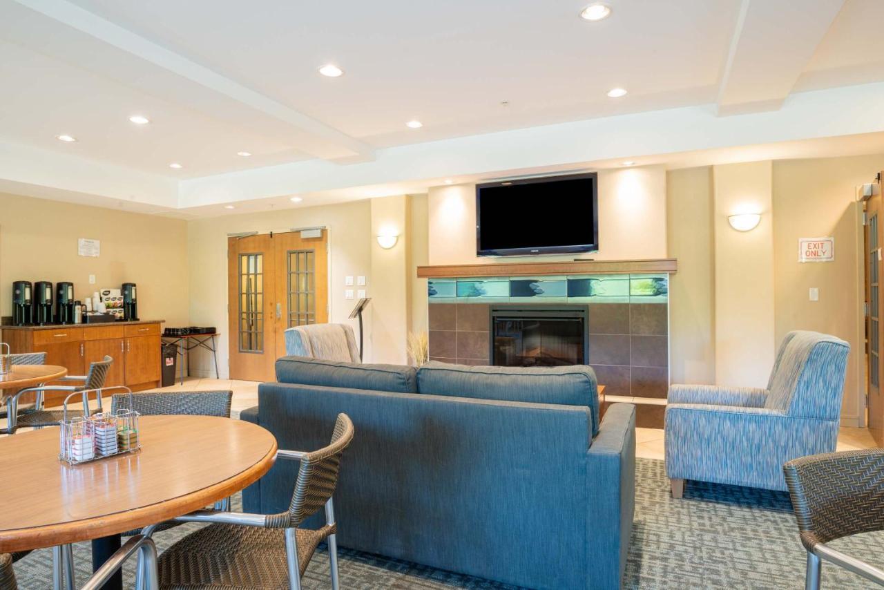 Sandman Hotel And Suites Squamish Zewnętrze zdjęcie
