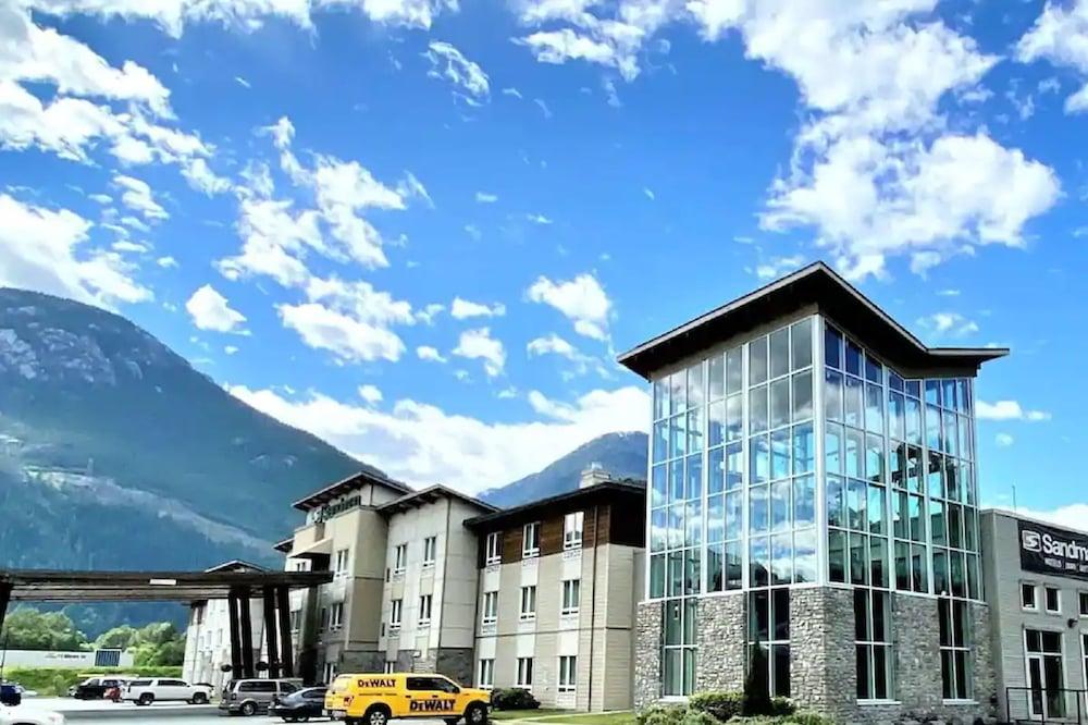 Sandman Hotel And Suites Squamish Zewnętrze zdjęcie