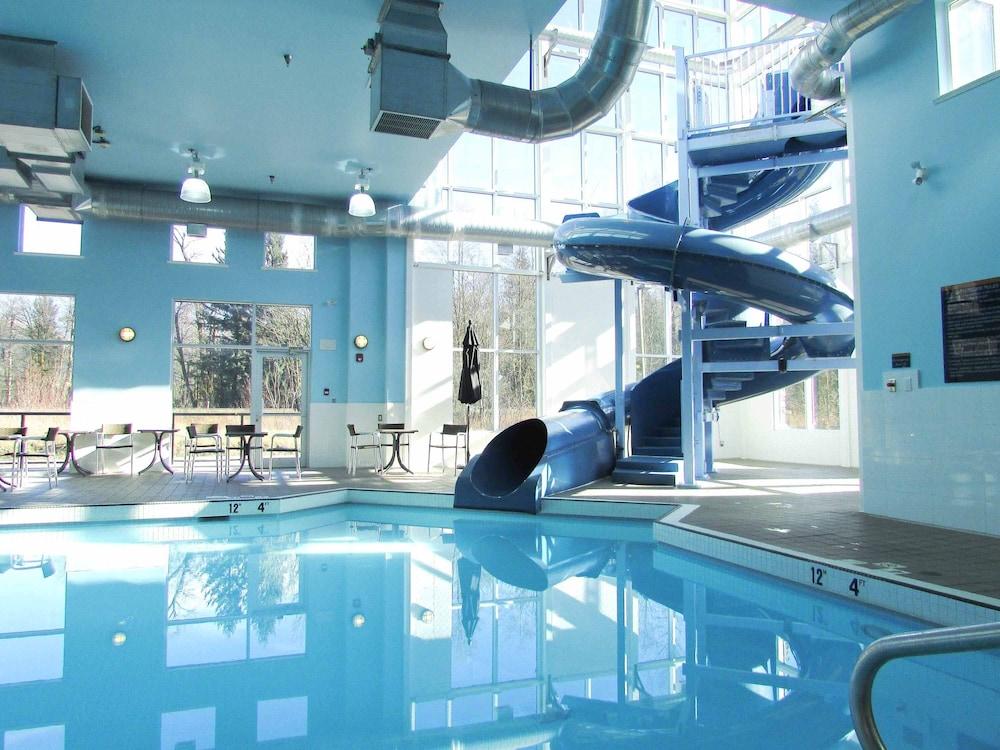 Sandman Hotel And Suites Squamish Zewnętrze zdjęcie